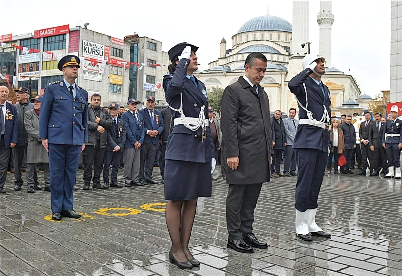 Başkan V. Can AKSOY