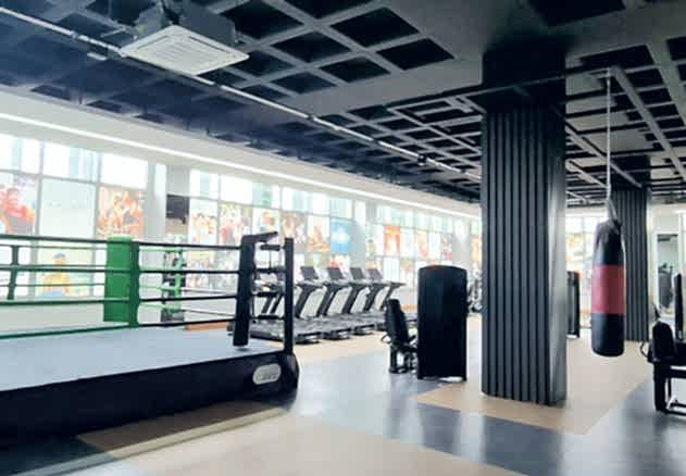 Akçaburgaz Spor Salonu